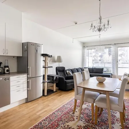 Fully Furnished *