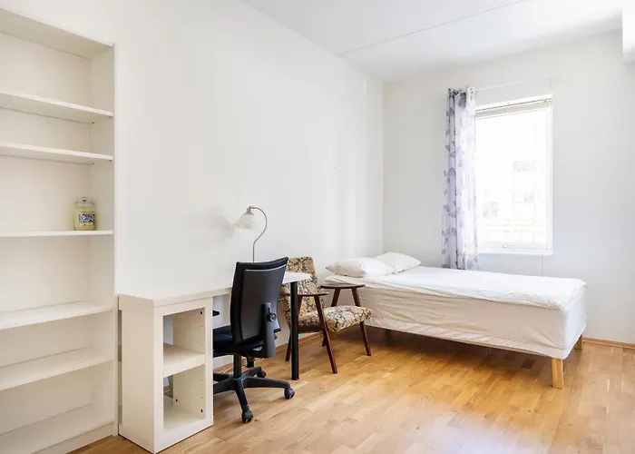 Fully Furnished *